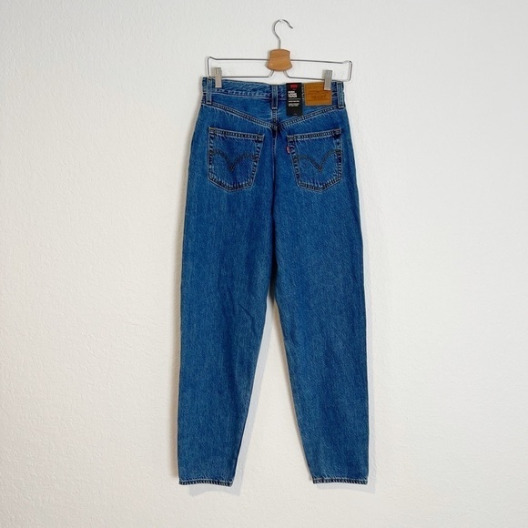 Levi's High Loose Taper Jeans - Picture 5 of 12